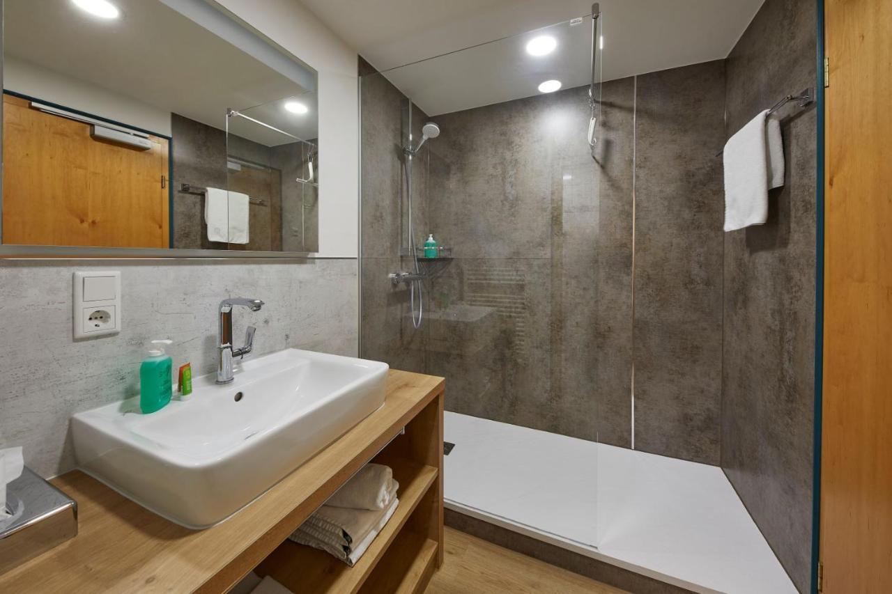Hotel & Ferienappartements Edelweiss Willingen  Exteriér fotografie