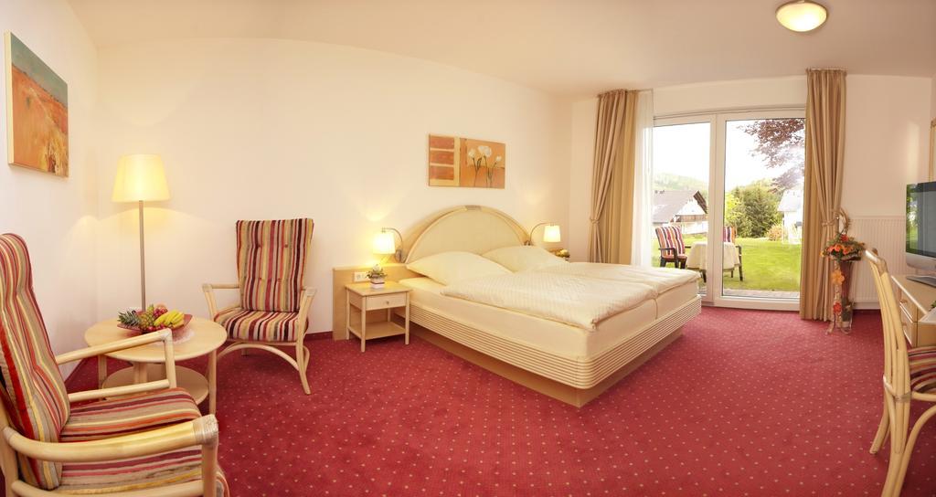 Hotel & Ferienappartements Edelweiss Willingen  Exteriér fotografie