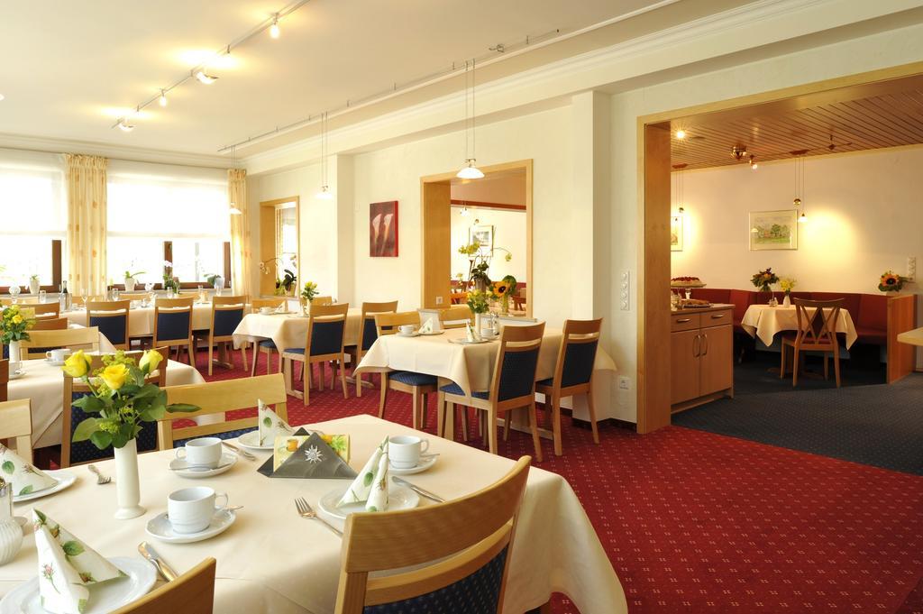 Hotel & Ferienappartements Edelweiss Willingen  Exteriér fotografie